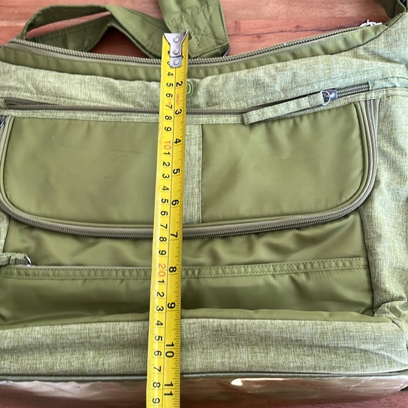 Lug Lime Green Hula Hoop Messenger or Diaper Bag - Picture 10 of 11